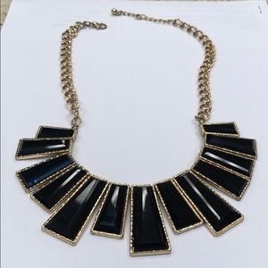 A bundle of 8 necklaces